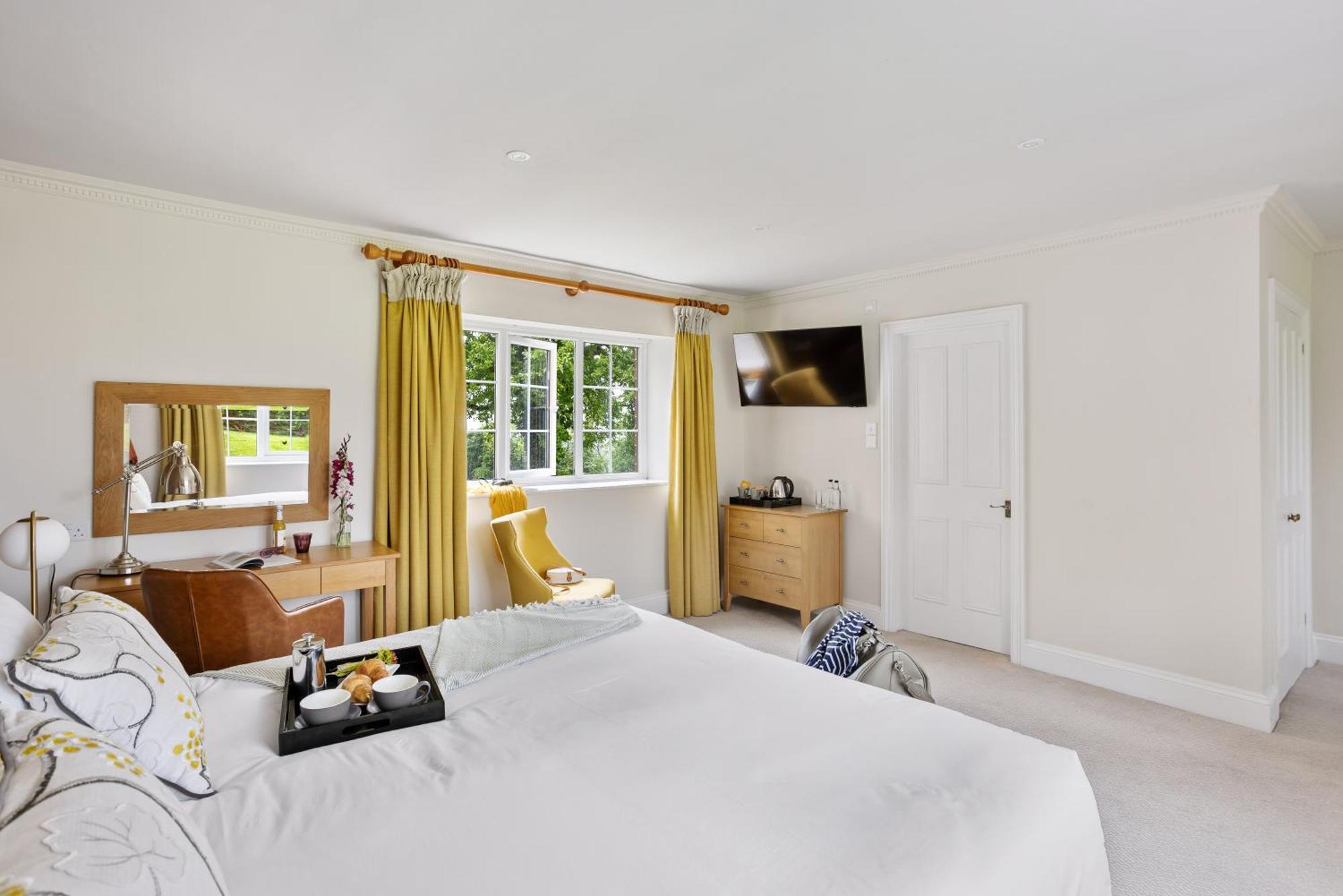 The Mole Resort - Hotel Rooms Umberleigh Екстериор снимка
